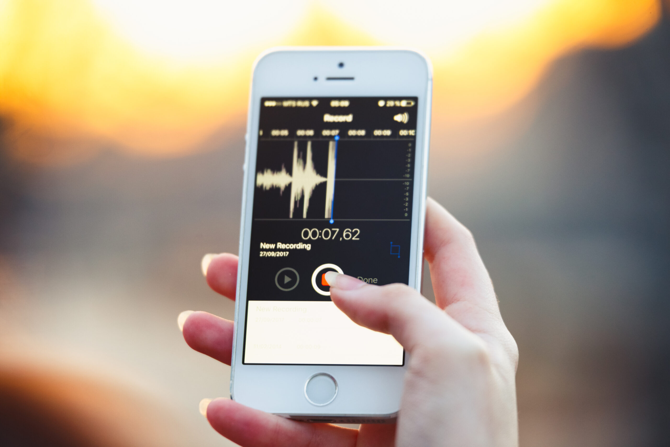 Voice recording app on Apple iphone 5 SE screen